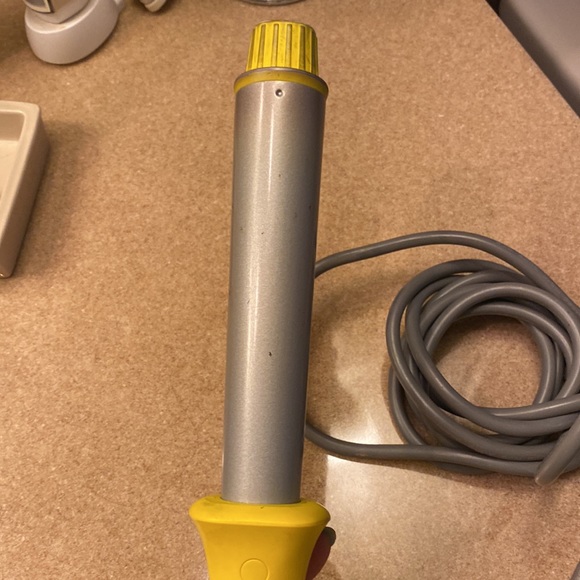 DryBar- The Wrap Patty Stying Wand - Picture 4 of 6